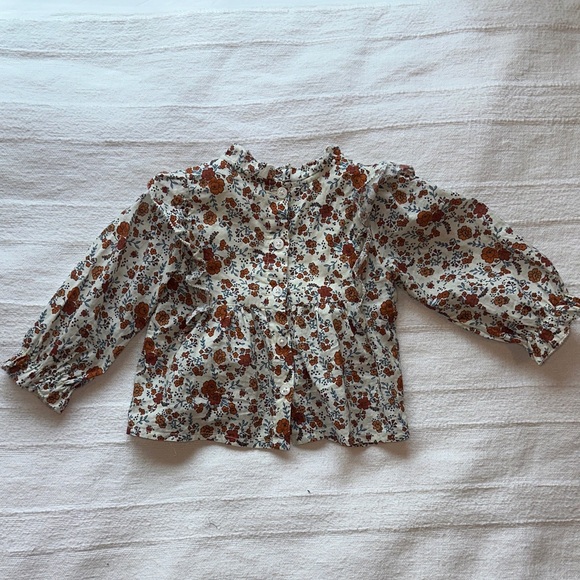 Floral Ruffle Blouse - Picture 4 of 4